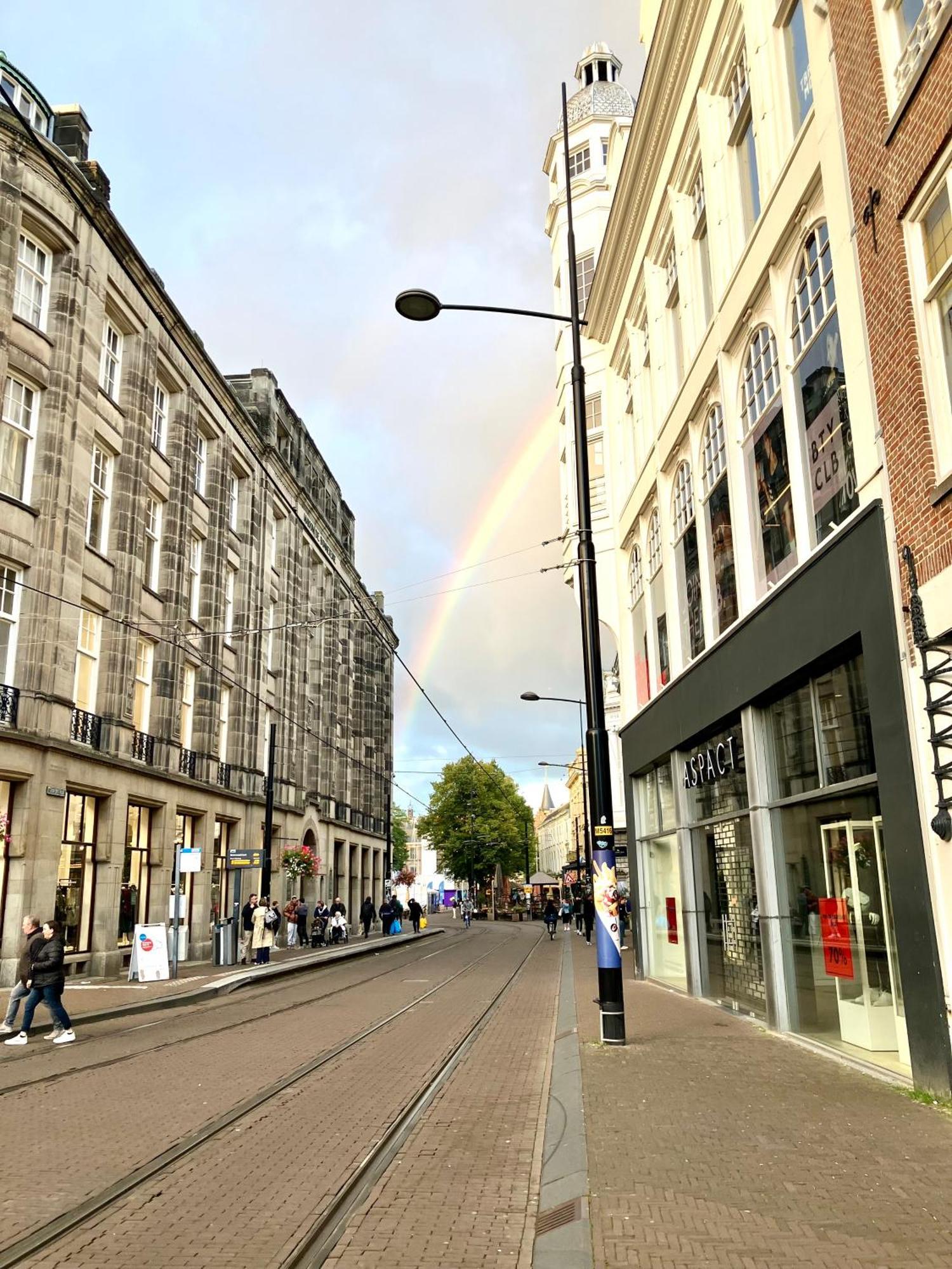 Do Not Reserve This Place Bed & Breakfast Den Haag